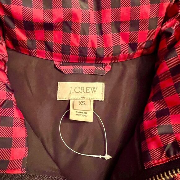 NWOT Wonen's J.Crew Mini Buffalo Black Red Plaid Check Excursion Vest Size XS - Picture 4 of 4